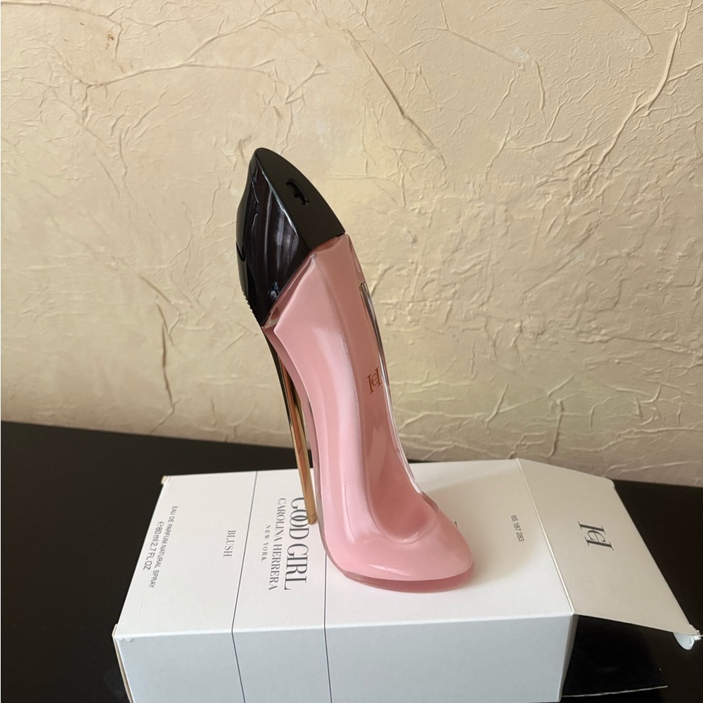 Carolina Herrera good girl blush